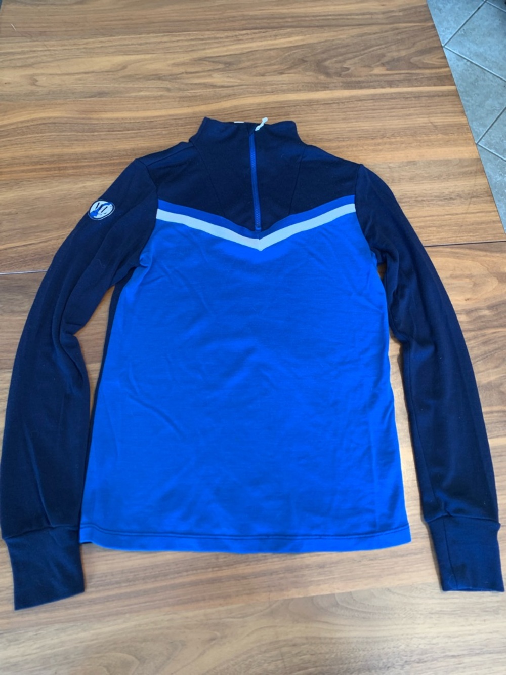 WoolLand Norway Merino wool sweater, EUC, Sz XS, navy, sky blue, 1/4 zip neck